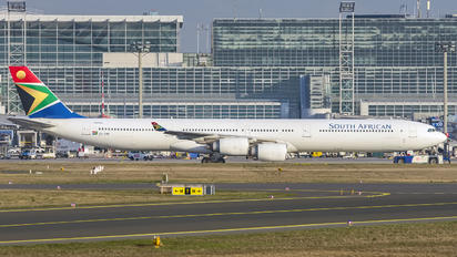 ZS-SNH - South African Airways Airbus A340-600