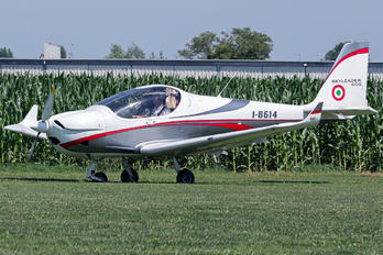 I-B614 - Private Skyleader Skyleader 600