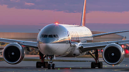 A7-BFR - Qatar Airways Cargo Boeing 777F