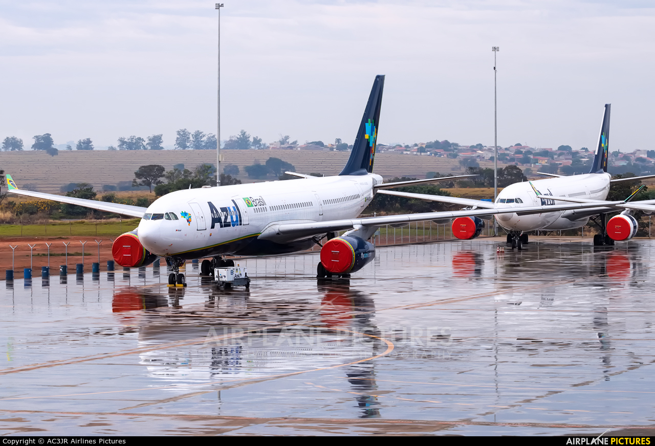 Azul Linhas Aéreas PR-AIX aircraft at Campinas - Viracopos Intl