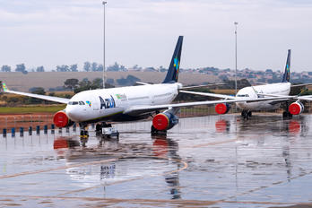 PR-AIX - Azul Linhas Aéreas Airbus A330-200