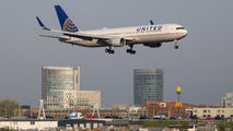 N646UA - United Airlines Boeing 767-300ER aircraft
