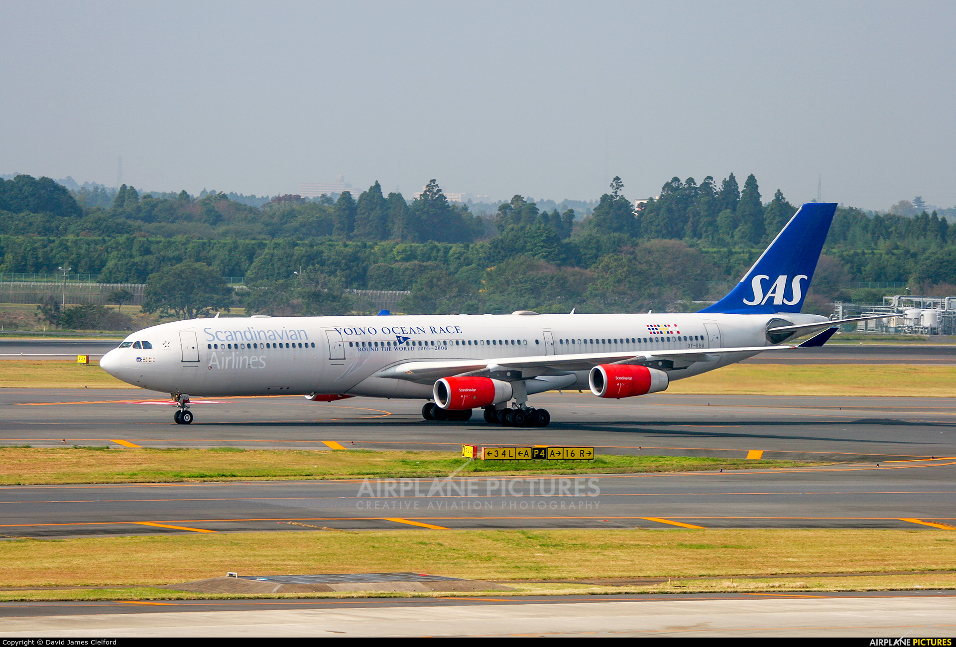 SAS - Scandinavian Airlines OY-KBA aircraft at Tokyo - Narita Intl