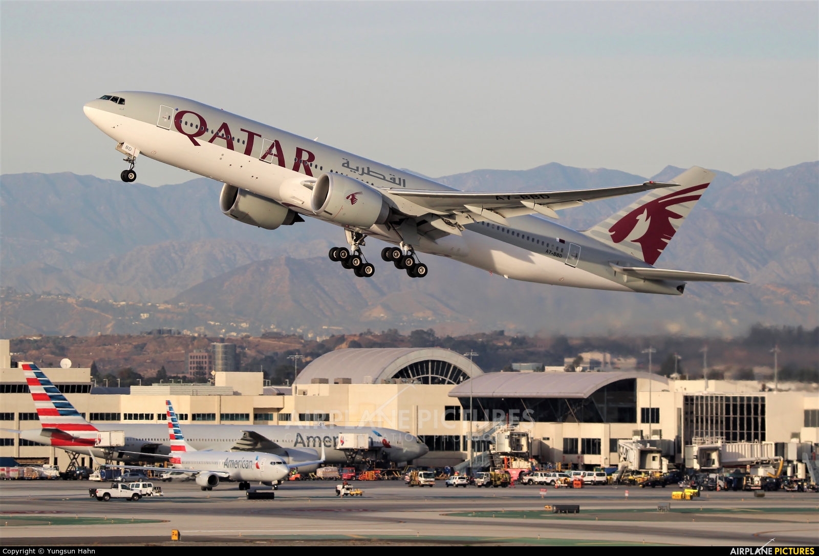 Qatar Airways A7-BBD aircraft at Los Angeles Intl