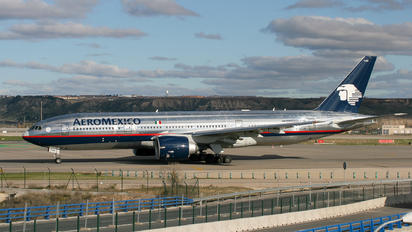 N746AM - Aeromexico Boeing 777-200ER