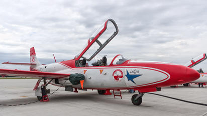 3H-2006 - Poland - Air Force: White &amp; Red Iskras PZL TS-11 Iskra