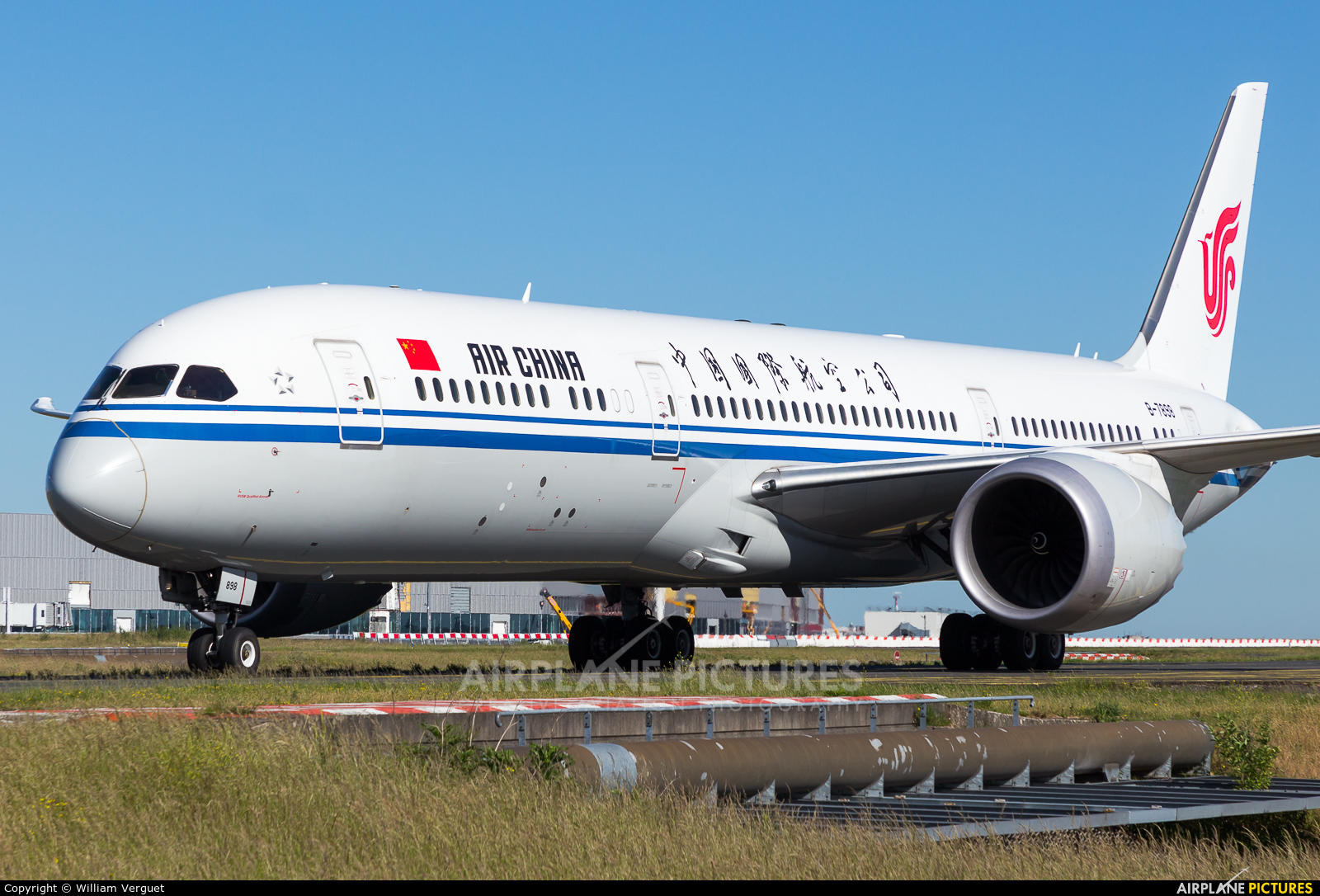 Air China B-7898 aircraft at Paris - Charles de Gaulle