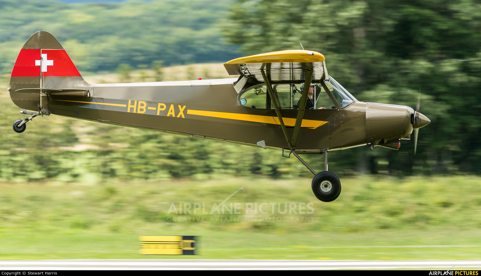 Private HB-PAX aircraft at Yverdon-les-Bains