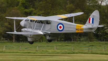 G-AIYR - Spectrum Leisure de Havilland DH. 89 Dragon Rapide