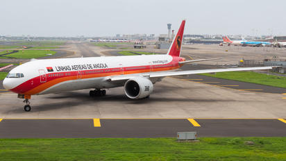 D2-TEJ - TAAG - Angola Airlines Boeing 777-300ER