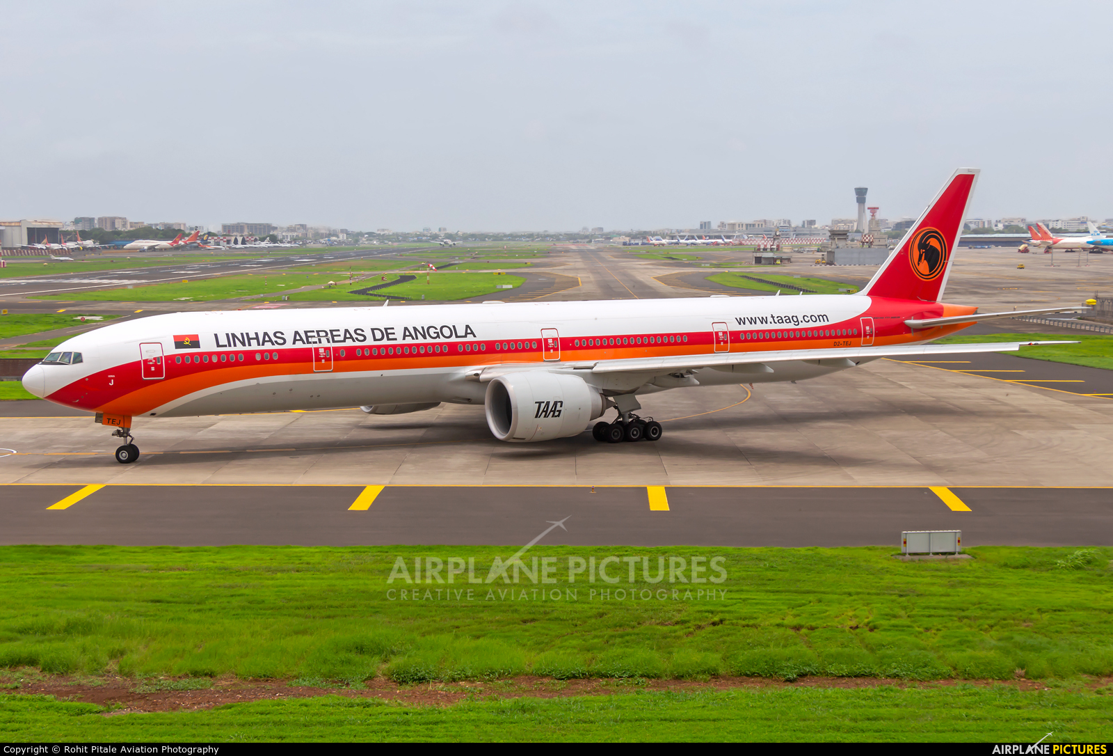 TAAG - Angola Airlines D2-TEJ aircraft at Mumbai - Chhatrapati Shivaji Intl