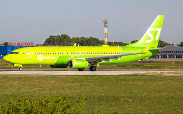 VP-BLE - S7 Airlines Boeing 737-800