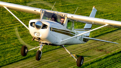 SP-CWK - Private Cessna 150