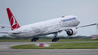 TC-JJR - Turkish Airlines Boeing 777-300ER