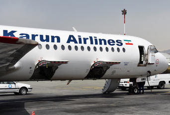 EP-AWZ - Karun Airlines Fokker 100