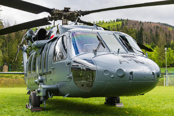 SN-71XP - Poland - Police Sikorsky S-70I Blackhawk