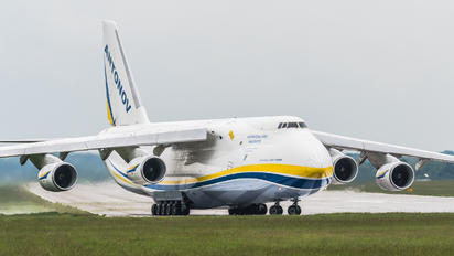 UR-82008 - Antonov Airlines /  Design Bureau Antonov An-124