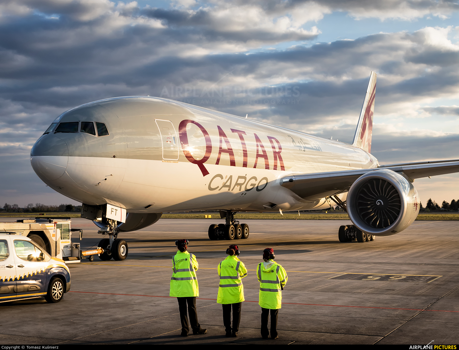 Qatar Airways Cargo A7-BFT aircraft at Warsaw - Frederic Chopin