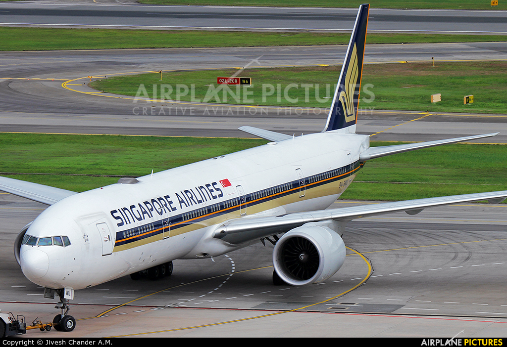 Singapore Airlines 9V-SWU aircraft at Singapore - Changi