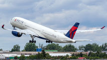 Delta Air Lines N506DN image