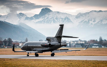 OE-IYY - Salzburg Jet Aviation Dassault Falcon 900 series