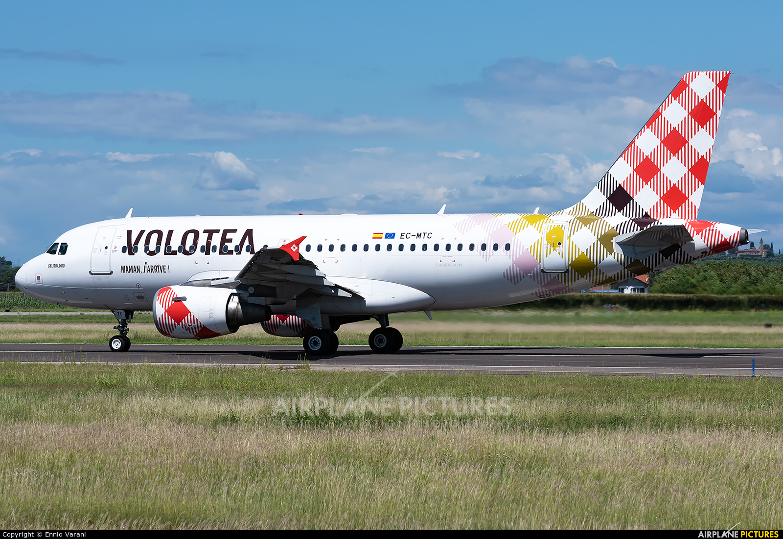 Volotea Airlines EC-MTC aircraft at Verona - Villafranca