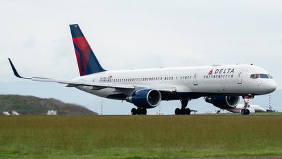 N6711M - Delta Air Lines Boeing 757-200
