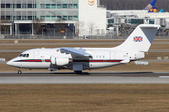 ZE701 - Royal Air Force British Aerospace BAe 146 CC.2