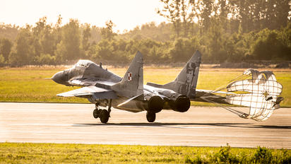 89 - Poland - Air Force Mikoyan-Gurevich MiG-29UB