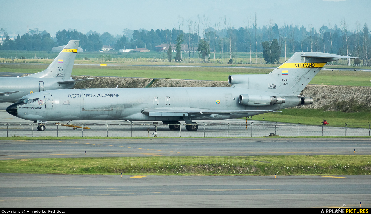 Colombia - Air Force FAC1204 aircraft at Bogotá - Eldorado Intl
