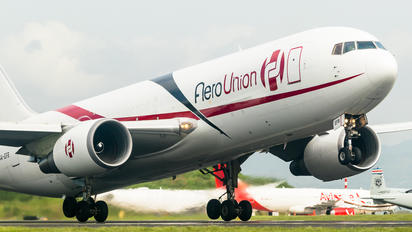XA-EFR - Aero Union Boeing 767-200F