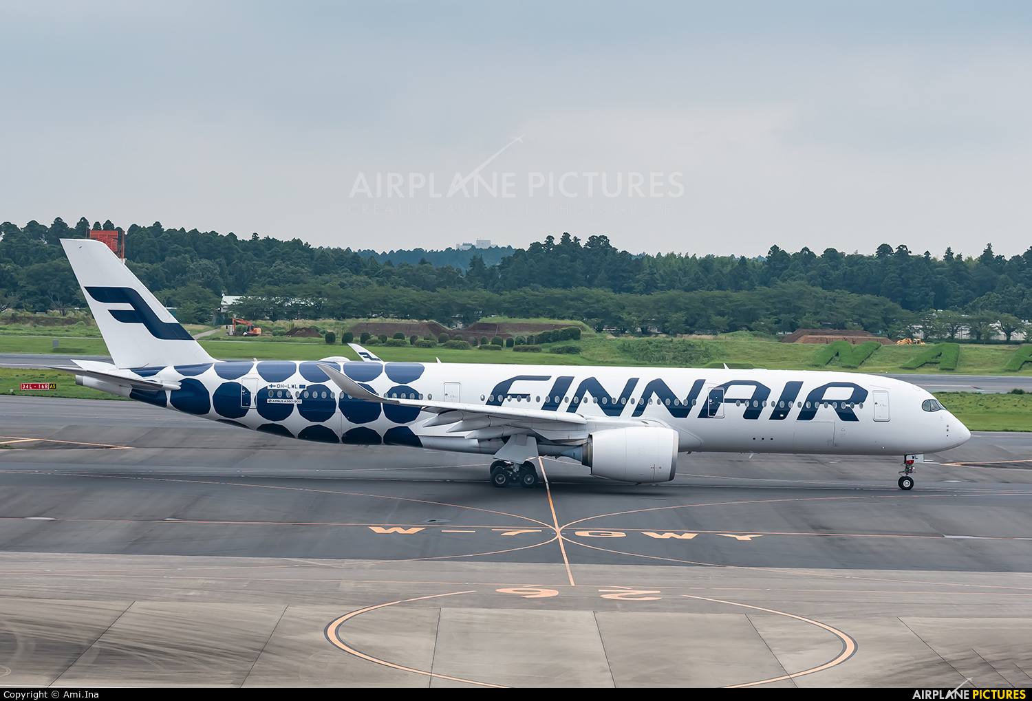 Finnair OH-LWL aircraft at Tokyo - Narita Intl