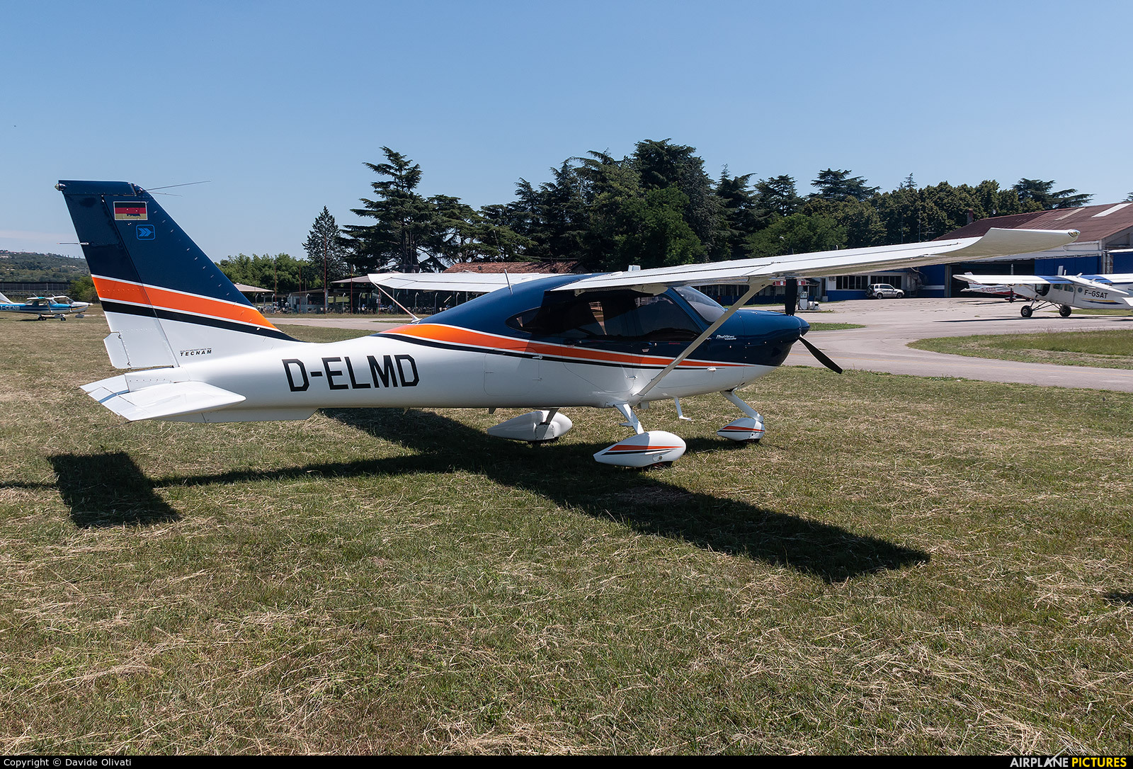 Private D-ELMD aircraft at Verona - Boscomantico