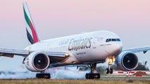Emirates Airlines A6-EWF image
