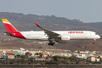 EC-NCX - Iberia Airbus A350-900