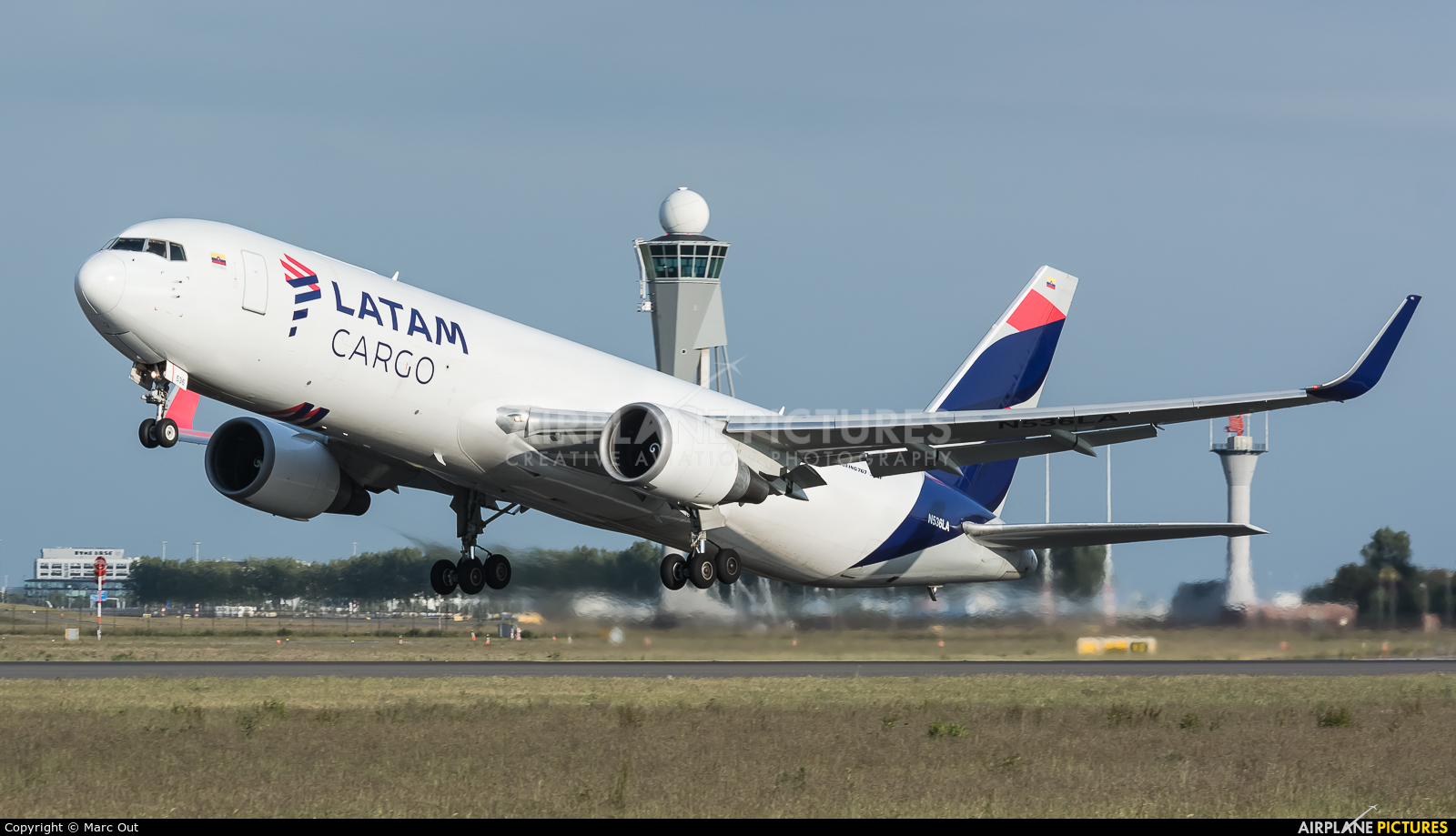 LATAM Cargo N536LA aircraft at Amsterdam - Schiphol