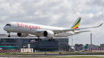 Ethiopian Airlines ET-AVD image