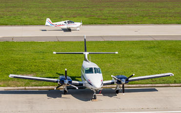 OK-ELO - Elmontex Air Cessna 303 Crusader