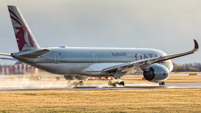 A7-ALL - Qatar Airways Airbus A350-900