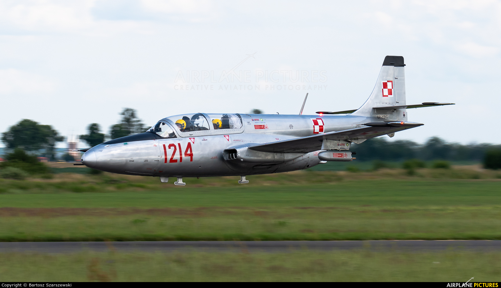 Fundacja Biało-Czerwone Skrzydła SP-YBC aircraft at Piotrków Trybunalski