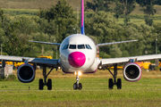 HA-LXT - Wizz Air Airbus A321 aircraft