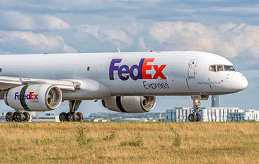 N903FD - FedEx Federal Express Boeing 757-200F