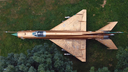 9107 - Poland - Air Force Mikoyan-Gurevich MiG-21MF