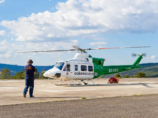 EC-IXU - Pegasus Aviación Bell 412