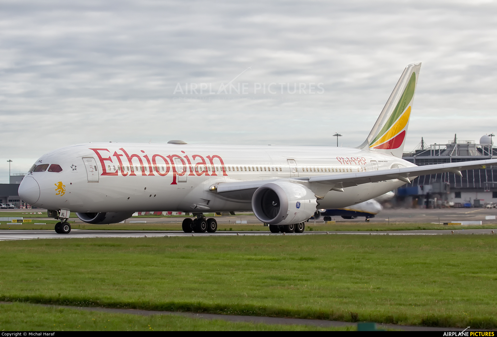 Ethiopian Airlines ET-AXL aircraft at Dublin