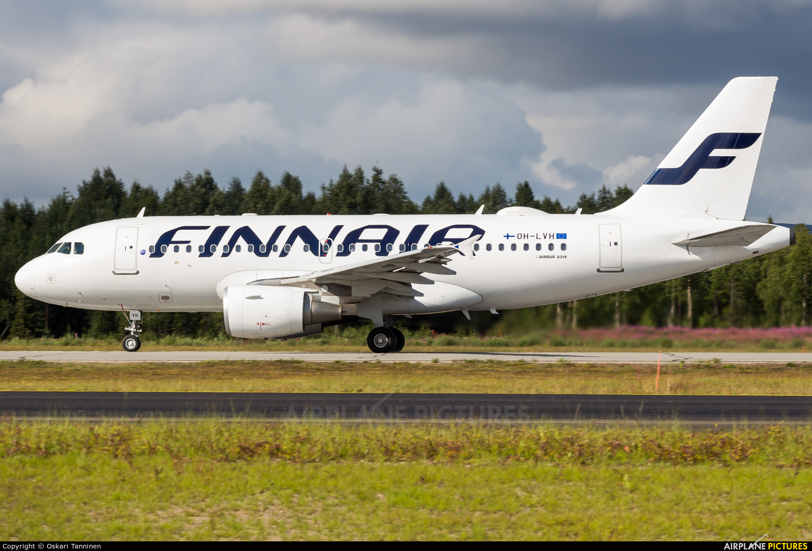 Finnair OH-LVH aircraft at Kittilä