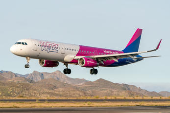 HA-LXD - Wizz Air Airbus A321