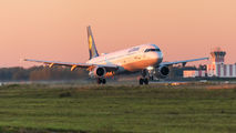 D-AISR - Lufthansa Airbus A320 aircraft