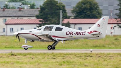 OK-MIC - Private Cessna 400 Corvalis