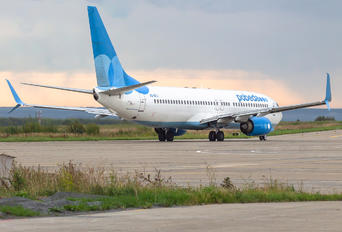 VQ-BTJ - Pobeda Boeing 737-800